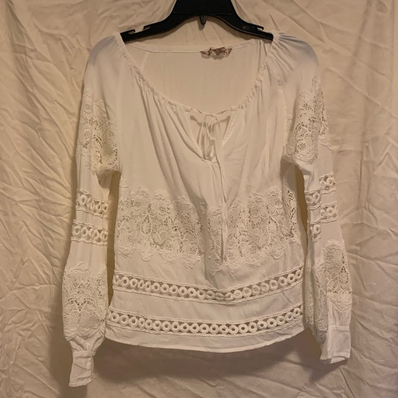 For Love and Lemons Lace Off the Shoulder Blouse - Picture 1 of 9